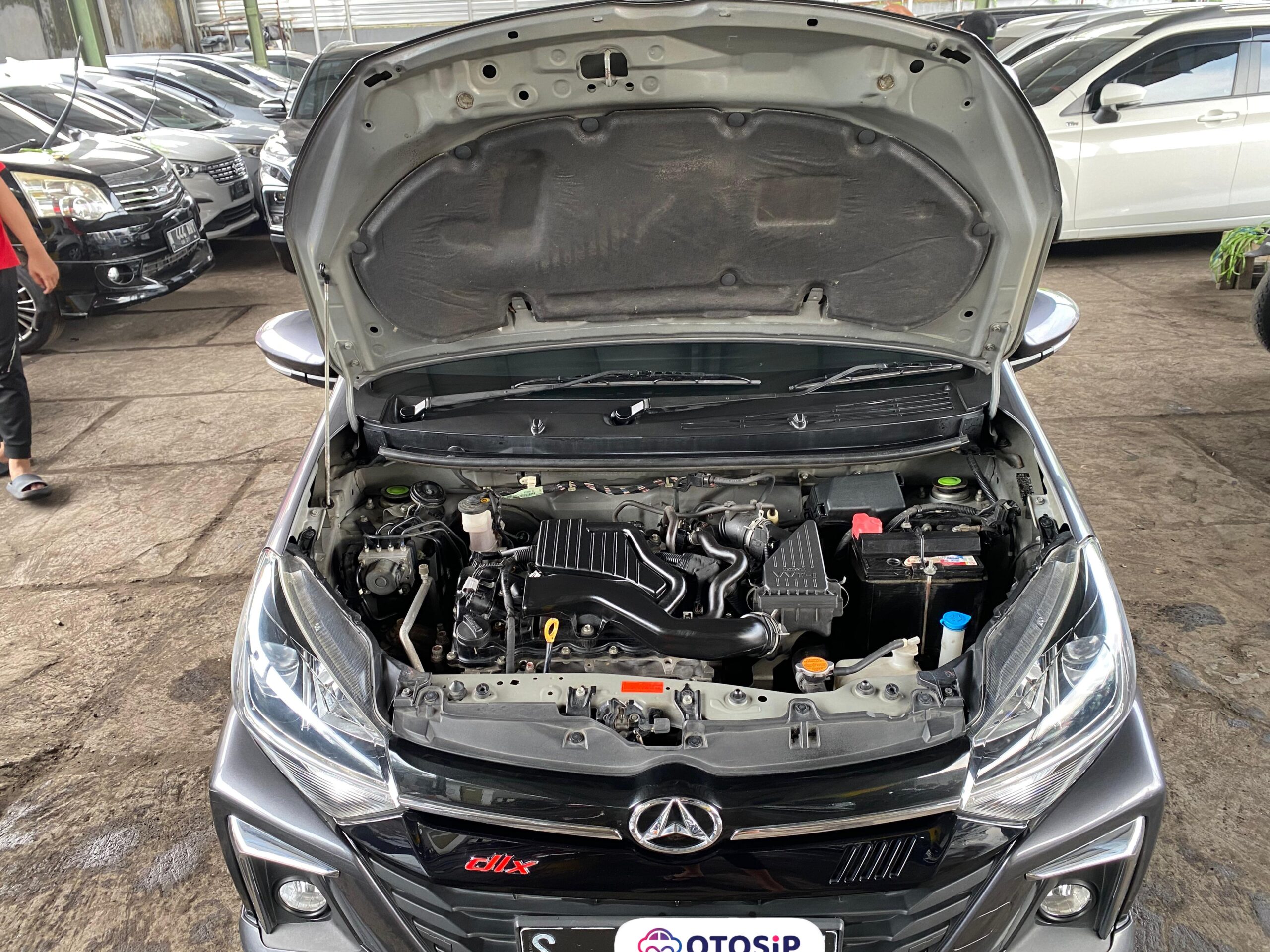 Daihatsu Ayla R 1.2 MT