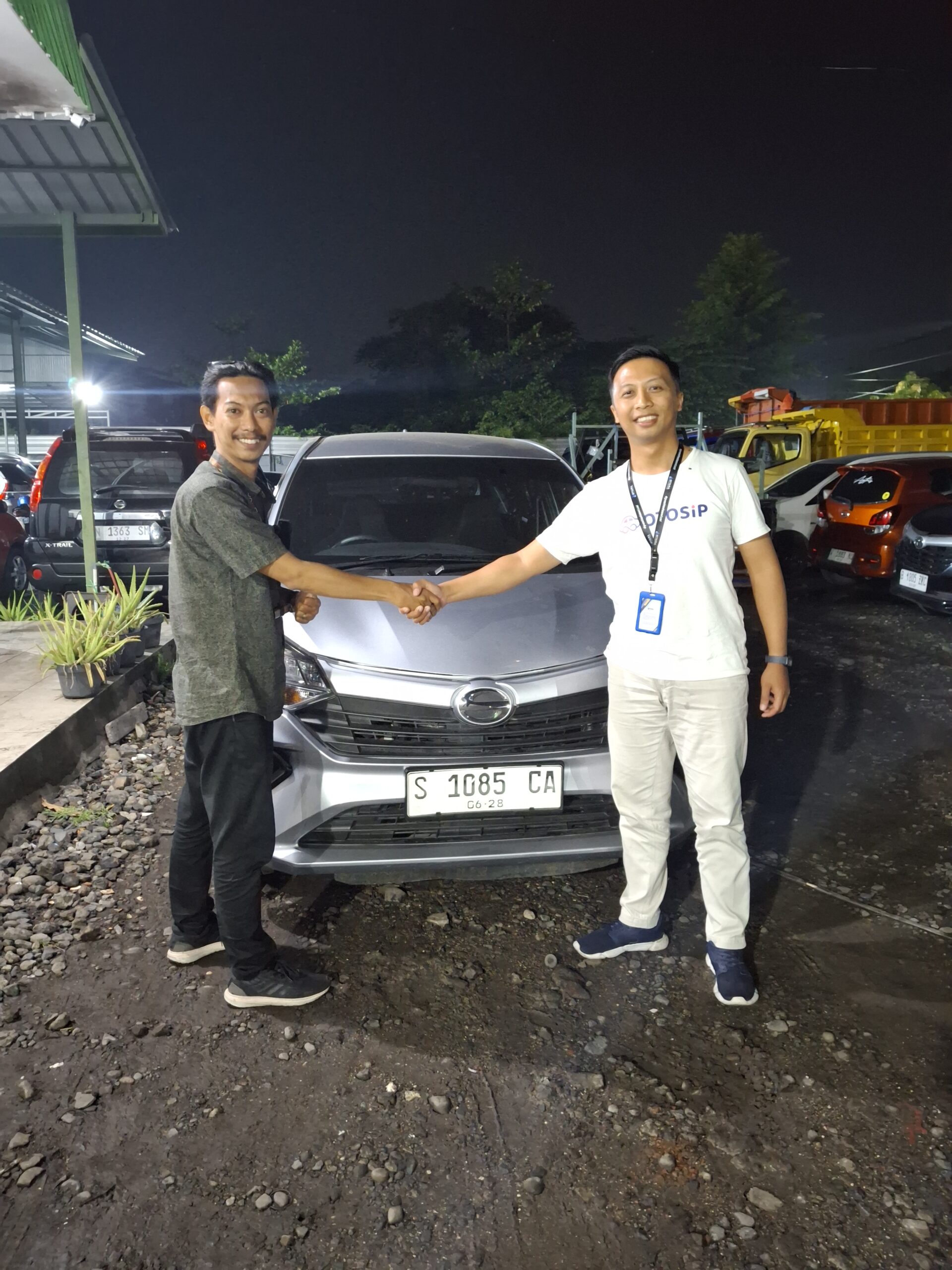 Daihatsu Sigra X 1.0 MT