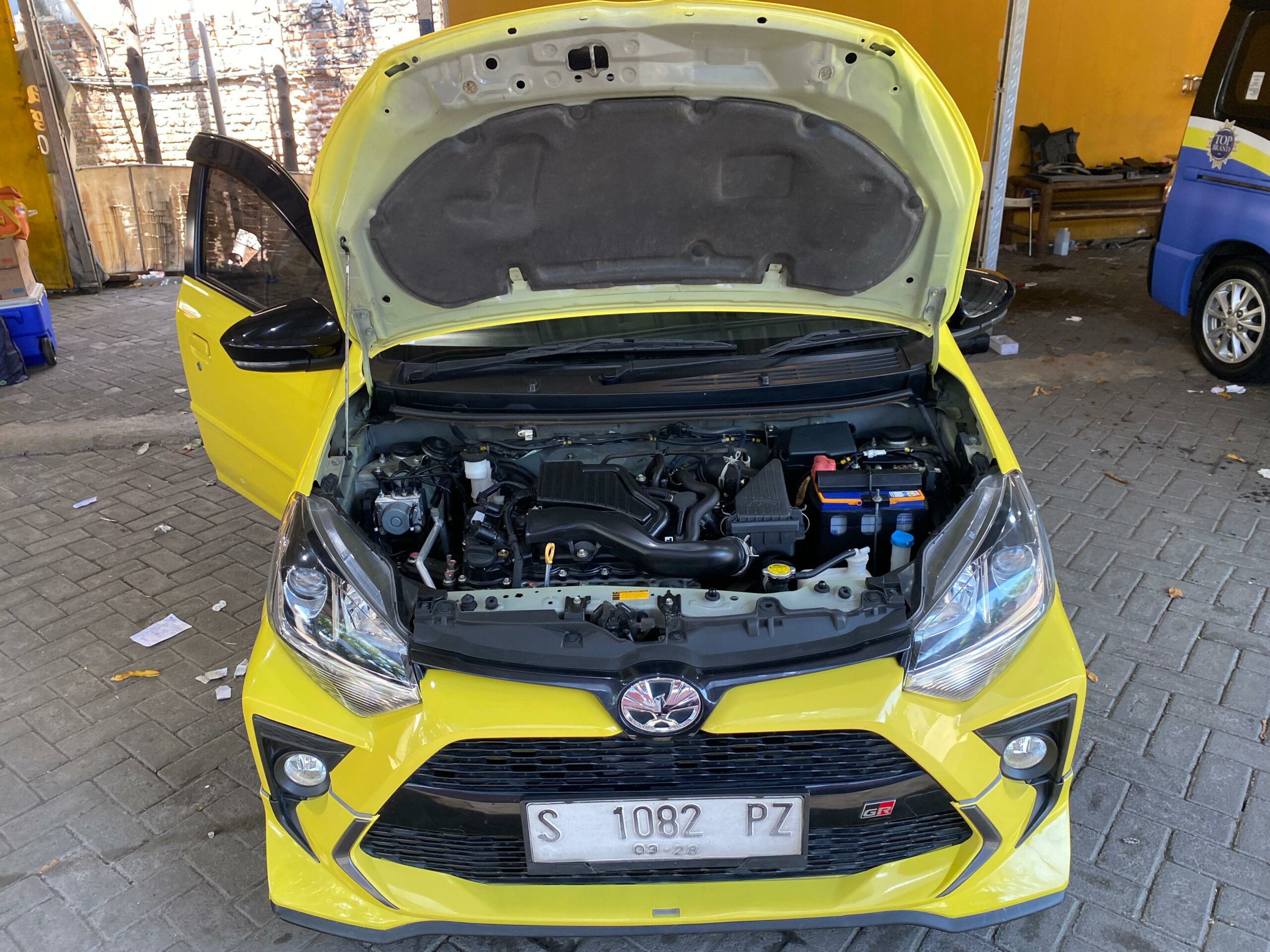 TOYOTA AGYA GR SPORT 1,2 MT