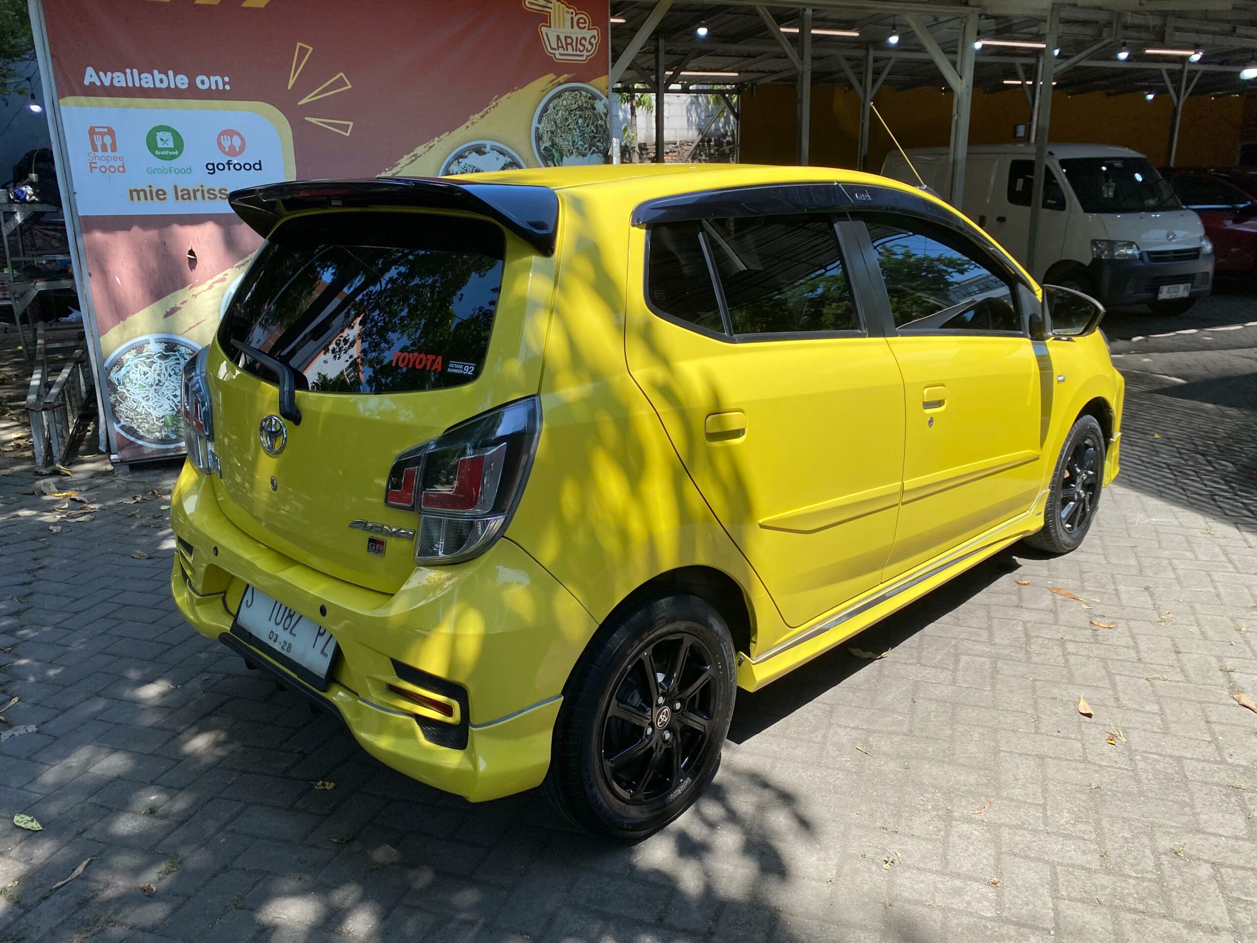 TOYOTA AGYA GR SPORT 1,2 MT