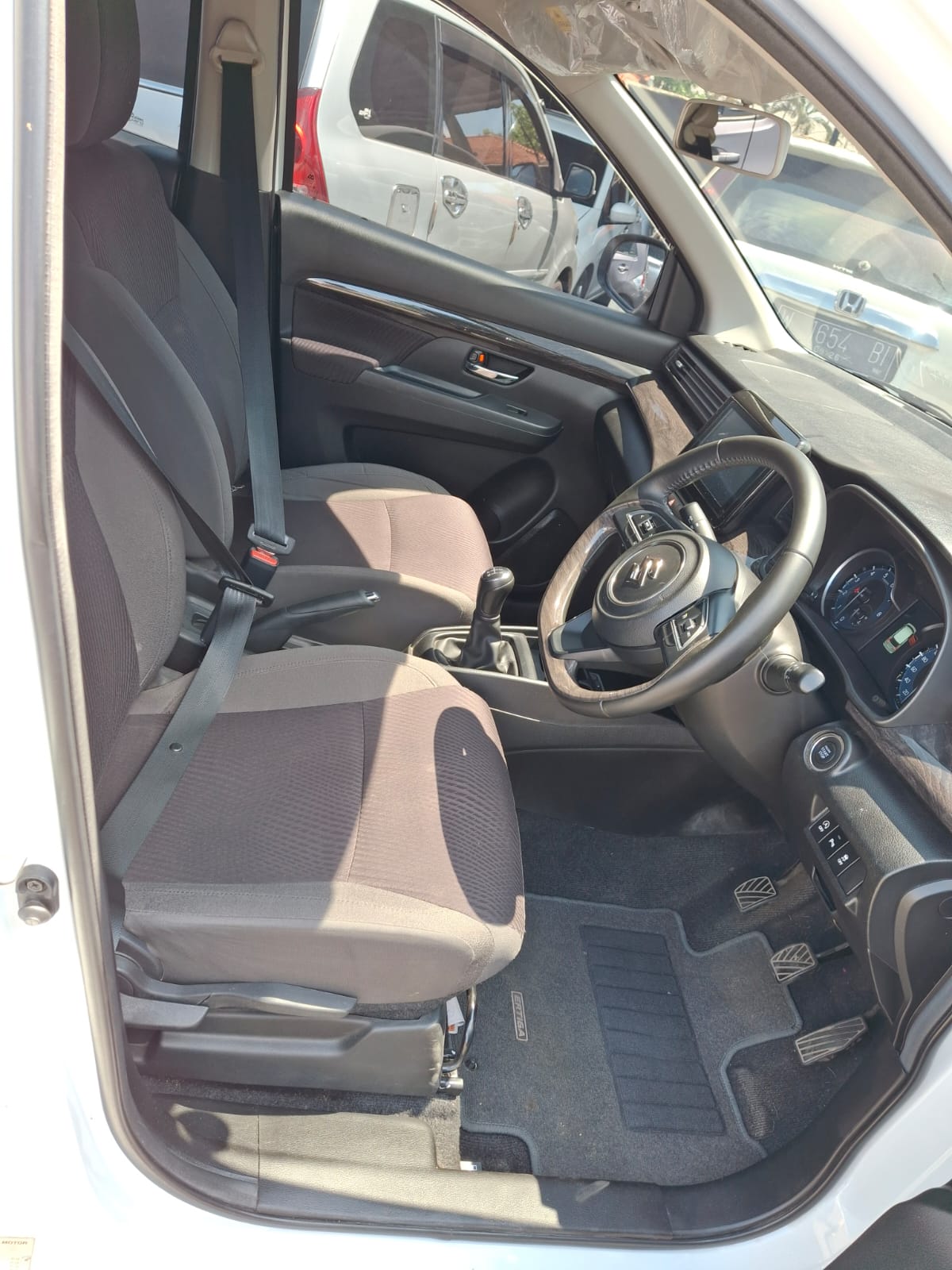 Suzuki Ertiga 1,5 Hybrid MT