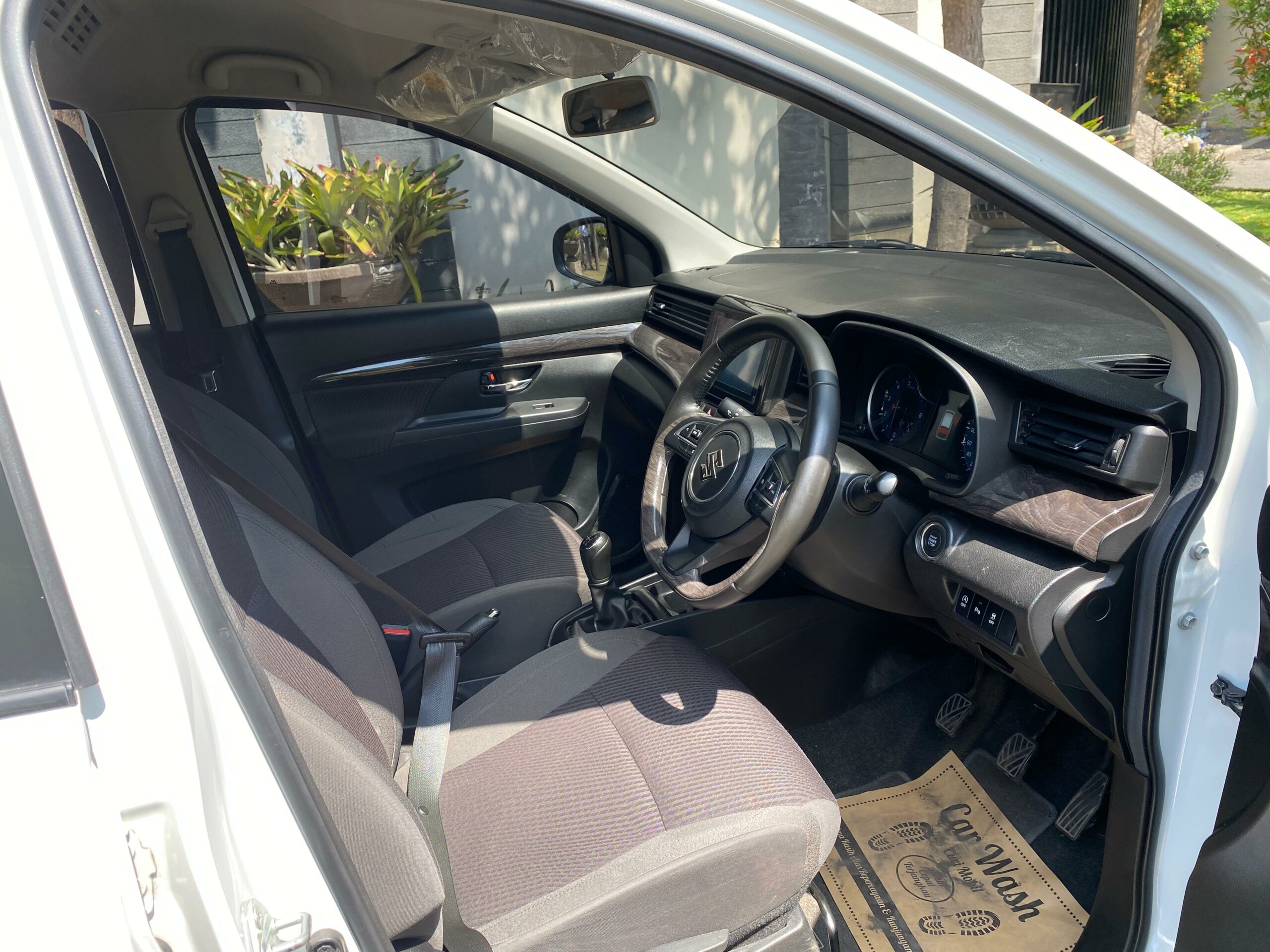 Suzuki Ertiga 1,5 Hybrid MT