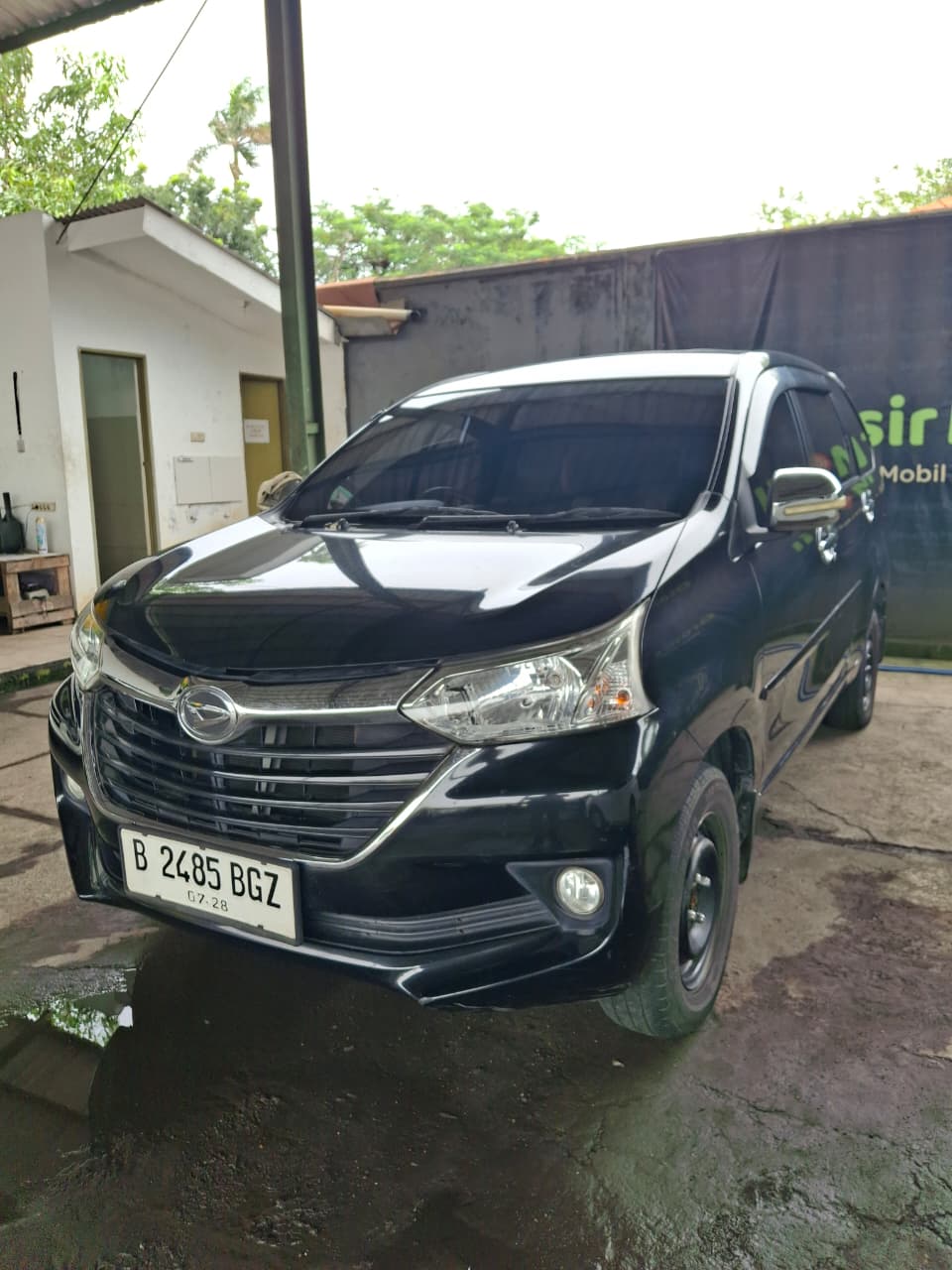 DAIHATSU XENIA X 1.3 MT